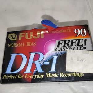 DR-I Audio Cassette - Black